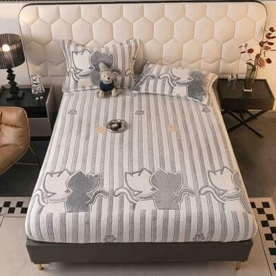 Husa de pat Cocolino cu elastic cu 2 fete de pern C1057
