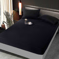 Husa de pat tip Damasc cu Elastic cu 2 fete de perna 160x200 cm Negru C1054