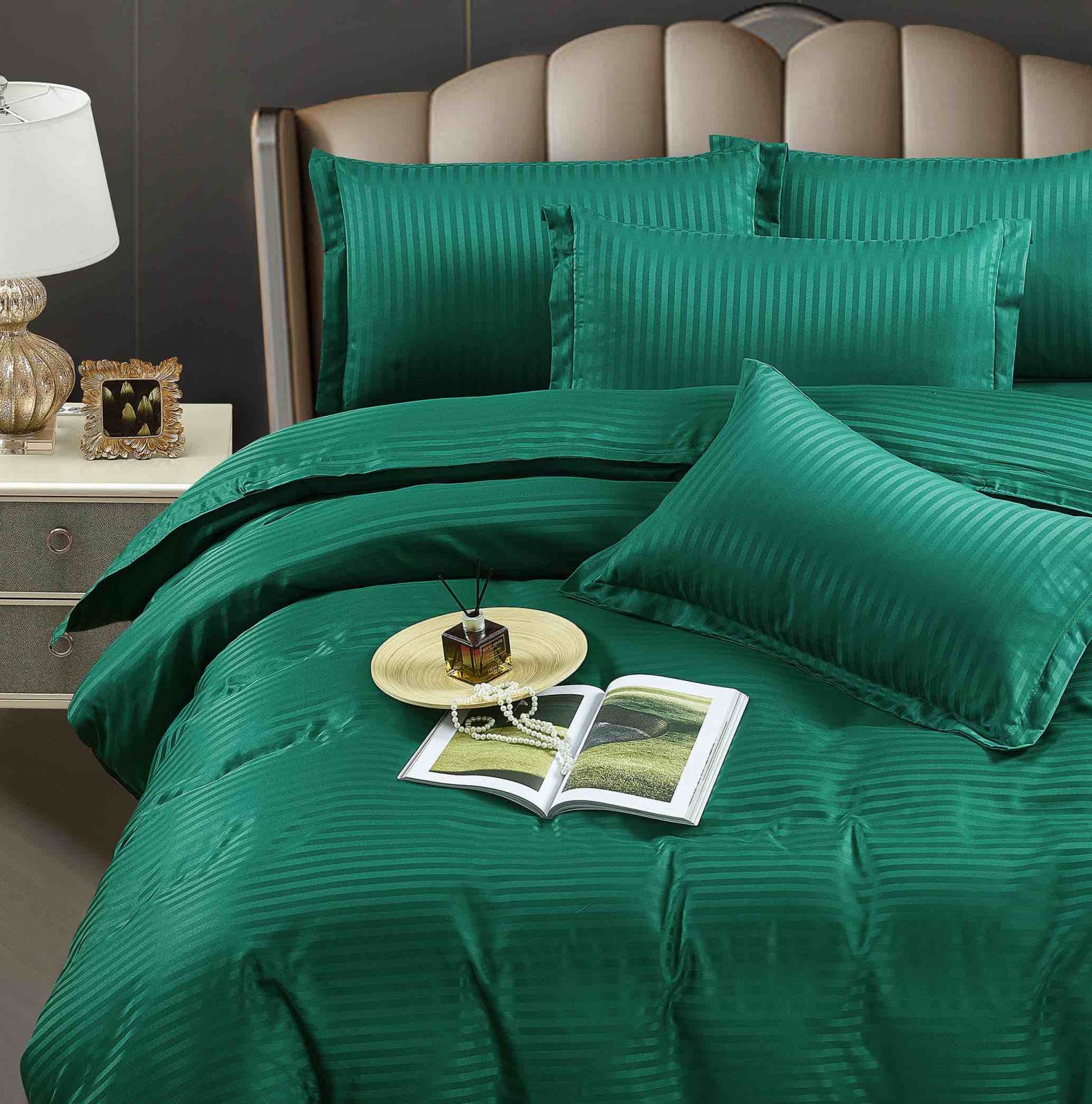 Lenjerie de pat dublu Damasc 6 piese, Cearceaf Normal, Verde Smarald C354