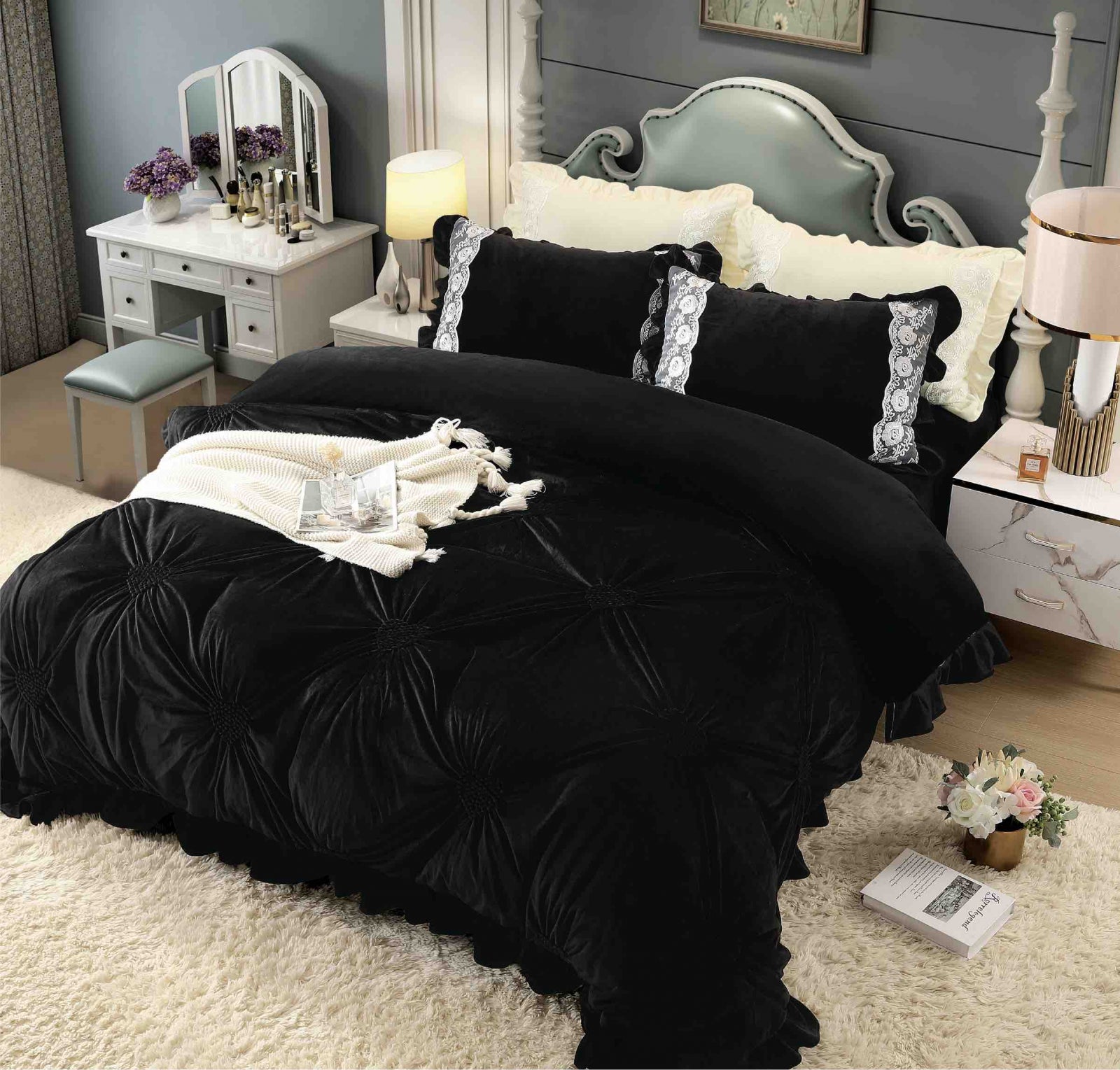 Lenjerie Din Catifea Cu Inimioare Brodate - 4 piese , JOJO HOME C276