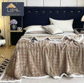 Patura Dubla cu Blanita, Model Plusat, Super Moale, Maro C607